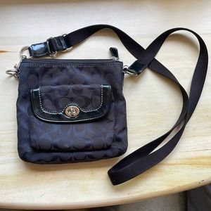 COACH CROSS BODY BAG